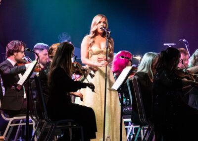 Leah Barniville sings with Orchestra Heros and Legends