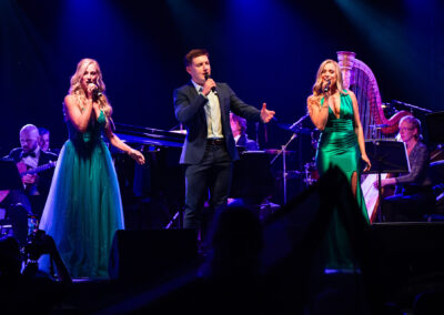 Shona O Sullivan Emmet Cahill Leah Barniville KJSP Festival ()