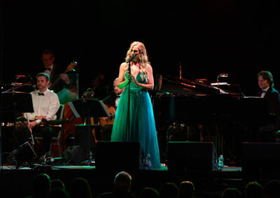 Shona O Sullivan Irish vocalists at the King John Summer Prom Festiv